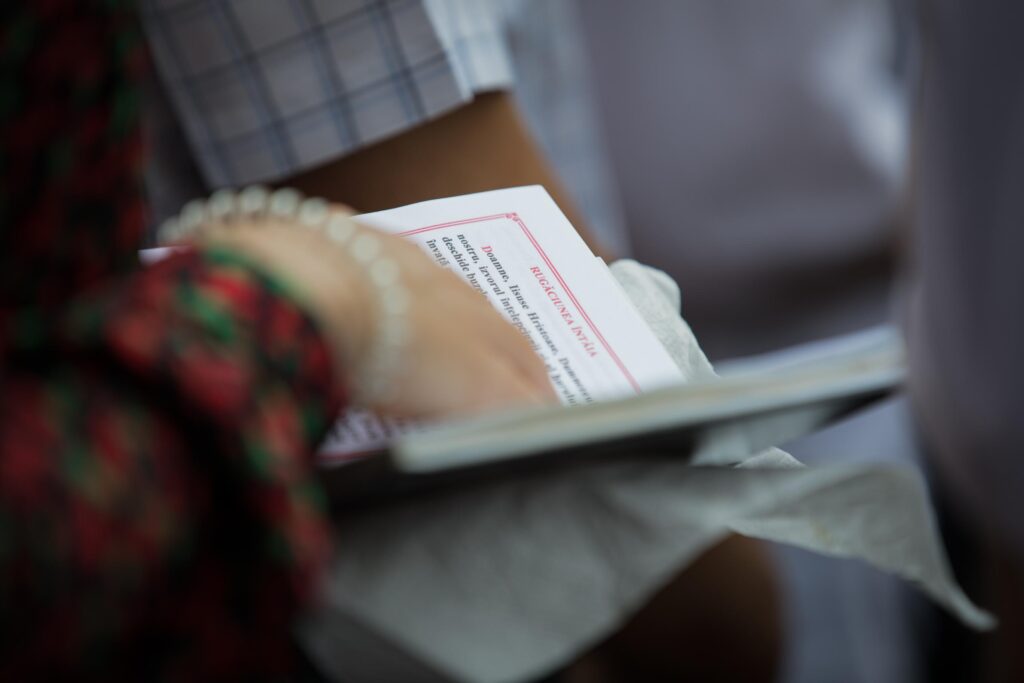 Citirea de rugaciuni_foto Oana Nechifor 2